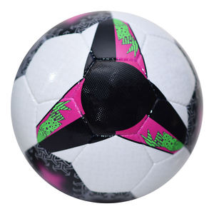 Pelota de fútbol paquistaní con logotipo personalizado para exteriores de cuero Pu, diseño de pelota de partido de Fútbol cosido a máquina, tamaño 5, pelotas de partido De cuero PU - Product Image 2