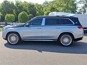 Mercedes-Benz GLS 600 4MATIC Maybach 2025 de Luxe - Product Image 3