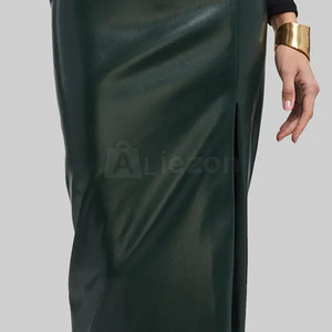 Femmes à la mode jupe mince coupe confortable femmes jupe mince en cuir adapté pour Streetwear vente en ligne - Product Image 5