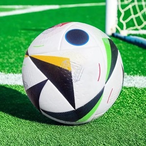 Balón de Fútbol Clásico, Duradero y Ligero para Entrenamiento Deportivo, Tamaño 5, Logotipo Personalizado, Material de PU, Unión Térmica - Product Image 2