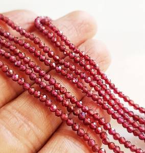 Hilo de cuentas multicolor vibrante con tonos vivos y acabado pulido, ideal para joyas personalizadas y creaciones llamativas - Product Image 2