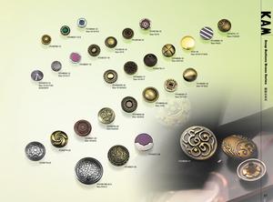 White Pearl Special Design Nickel-Free <b>Metal</b> <b>Button</b> Eco-Friendly Fashion Accessory - Product Image 5