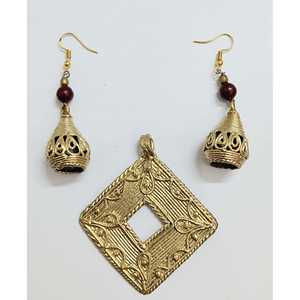 Bijoux ethniques pour femmes de la collection Mukherjee Handicrafts, pendentif en laiton Dokra, design Dhokra, autres accessoires, 12cmX12cmX12cm - Product Image 3