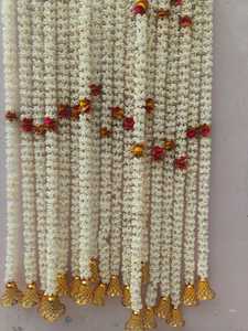 Jasmine avec ficelle décorative Pom Pom Guirlande Mogra indienne du sud pour les décorations de festival et de mariage Design d'inspiration islamique - Product Image 3