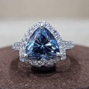 Anillo de Plata de Ley 925 con Gema de Moissanita Azul Corte Trillón Original, Joyería Fina, Vermeil Eternity, Venta al por Mayor - Product Image 1