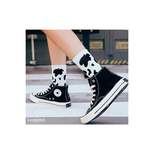 Paquete de 5 Pares de Calcetines Deportivos Transpirables con Diseño de Círculos de Leche para Uso Diario en Caja - Product Image 2
