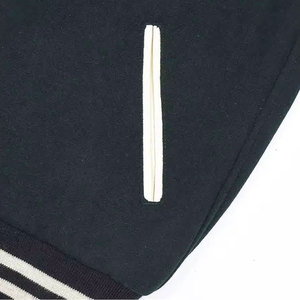 Chaqueta Letterman de Invierno de Alta Calidad con Diseño Moderno, Cuello Alto, Logotipo Frontal, Transpirable, de Secado Rápido, Talla Grande y Personalizable para Hombre - Product Image 5