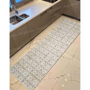 Tapis ethnique imprimé vibrant : design tribal moderne et personnalisé, tapis en chenille - Product Image 5