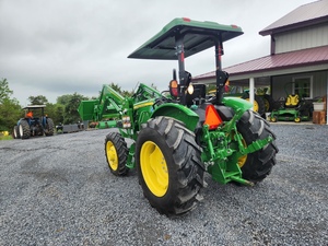 Tractor de Jardín 5075E 2022, 75HP, Transmisión Automática, 4WD - Product Image 3