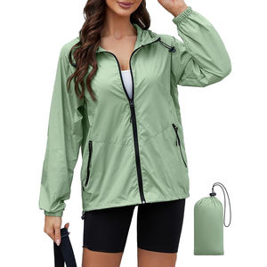 Veste Softshell pour femmes en nylon imperméable, respirante, légère et flexible pour un confort optimal par les changements de température extérieure - Product Image 1