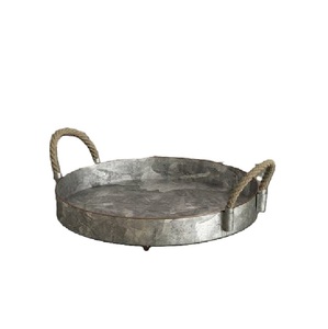 Top Tendance Maison Cuisine Fournitures Fer Poignée Galvanisé Plateau De Service Taille Personnalisée Forme Hôtels Restaurants Plateau De Service - Product Image 3