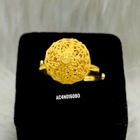 Ensemble de colliers à breloques classiques en laiton plaqué or avec chaîne maille forçat et motif floral pour mariages et soirées