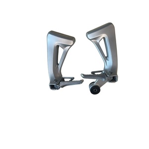 Supporti Poggiapiedi Passeggero Originali Suzuki SV650 1999 - Condizioni Usate - Product Image 2