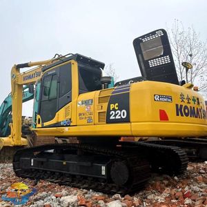 Miniexcavadora Komatsu PC220-8 con Motor de Calidad a Bajo Precio y Excelente Servicio Postventa - Product Image 3