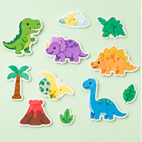 Autocollants personnalisés en PVC, motifs de dessins animés adorables pour enfants, autocollants irréguliers autocollants résistants aux rayures, autocollants pour emballages de jouets