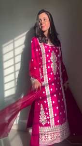 Ensemble de vêtements de mariage en broderie de soie romaine Séquence de travail Palazzo Dentelle Dupatta Festive Indian Salwar Kameez Low Rate - Product Image 2