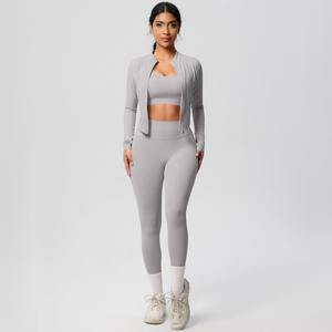 Ensemble de gymnastique fitness respirant pour femmes-Short de soutien-gorge de yoga respirant personnalisé en gros avec vêtements de sport et haut de couleur unie avec leggings - Product Image 3