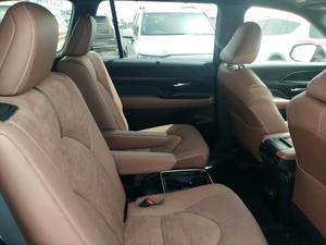 Toyota Highlander Platinum Hybrid SUV Usata 2026, Nera, 5 Posti, Guida a Sinistra, per Uso Urbano e Business, Automatica |   Esportazione - Product Image 4