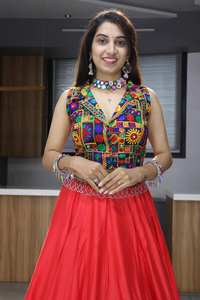 Latest Traditional <b>Red</b> Color Navratri Special Lehenga <b>Blouse</b> Rayon Cotton Fabric Gota Patti Work for Women's Indian Parties - Product Image 3