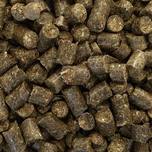 Meilleures ventes 2025-2016 Stock Briquettes de tournesol 6mm-8mm Granulés de bois de pin Motif de bâton de tournesol - Product Image 1