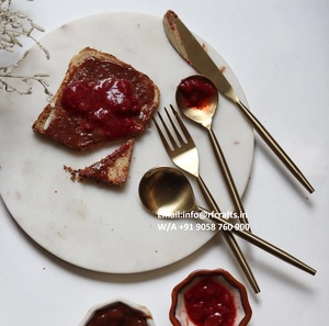 Service de vaisselle de luxe ton or 4 pièces en acier inoxydable avec poignée décorative - Product Image 5