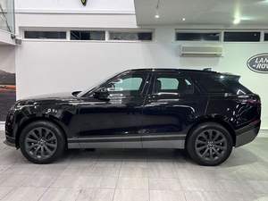 Nouvelles voitures d'occasion avec boîte de vitesses automatique R18 Taille des pneus Caméra arrière intérieure en cuir foncé Norme d'émission Euro VI - Product Image 3