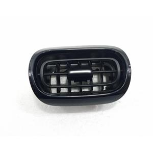 Grille d'aération du tableau de bord gauche Toyota Yaris Série 55660-K0040 (20>) - Product Image 1