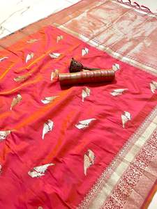 Fancy Wear High on Demand Saree en soie lourde de qualité supérieure à la mode avec chemisier avec fabricant de travaux de tissage d'Inde - Product Image 5