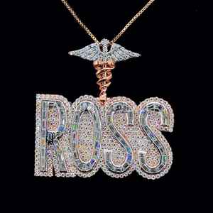 Cadena Cubana Unisex de Plata de Ley 925 de la Mejor Calidad, Chapada en Oro de 10K, con Moissanita VVS con Certificación GIA, Corte Brillante, Cierre con Letra Personalizada - Product Image 2