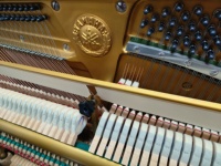 Piano Vertical Yamaha U3G de 88 Teclas, Hecho en Japón, de Segunda Mano, Mecánico, en Venta, Excelente Calidad de Sonido
