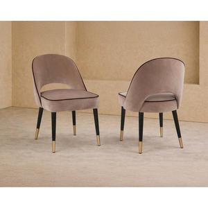 Chaise de salle à manger moderne de luxe en velours avec pieds en métal noir et accents dorés, fauteuil pour hôtel et restaurant - Product Image 2