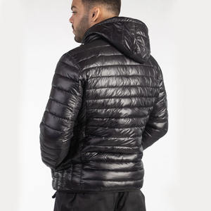 Chaqueta Acolchada Negra Brillante de Alta Calidad, Cuello Alto, Cálida, Gruesa, a la Moda, Chaqueta Acolchada de Invierno de Alta Calidad para Hombre - Product Image 5