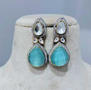 CZ Premium hecho a mano pesado latón Stud pendientes elegante patrón moderno diseño perla estilo lindo personalizable producto de moda a granel - Product Image 3