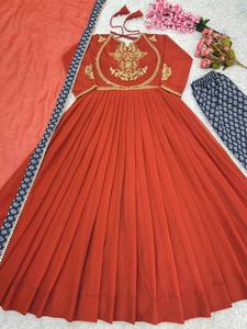 El último diseñador Heavy Faux Georgette bordado secuencia trabajo Anarkali Vestido por FabZone - Product Image 3