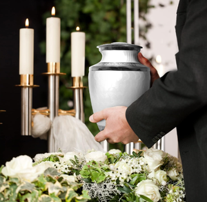 Urnes métalliques exquises pour le stockage des cendres d'adultes, urnes décoratives, grandes urnes funéraires pour les cérémonies commémoratives, vente chaude - Product Image 2