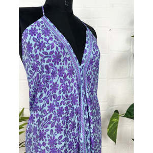 Robe d'été bohème magique longue et fluide en soie recyclée avec imprimé floral ample, taille naturelle, en tissu mousseline, tenue de plage - Product Image 4