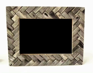 Resina con incrustaciones de hueso de alta calidad con marco de fotos Mdf en los marcos de fotos Marcos de fotos de hueso Resina Mejor precio de fábrica - Product Image 1