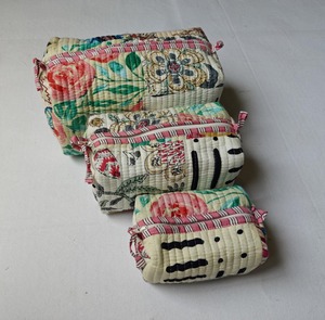 Juego de Bolsas de Cosméticos de Algodón con Estampado Floral Bohemio Vintage Hecho a Mano, 3 Organizadores de Viaje, Estuche de Maquillaje con Cremallera, Bolsa Grande Impermeable - Product Image 5