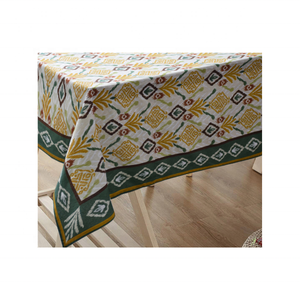 Nappe lavable en machine de 70x120 pouces en coton biologique orange brodé GOTS certifié durable parfait pour les rassemblements des familles - Product Image 4