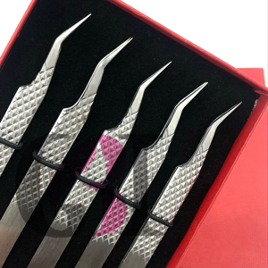 Pince à épiler professionnelle en acier inoxydable à 45 degrés avec votre propre logo personnalisé Instruments de beauté - Product Image 1