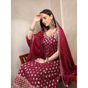 Ensemble Kurta et pantalon en pur coton bordeaux pour femme, motif tissé et broderie, col en V avec dupatta, style Salwar Kameez - Product Image 1