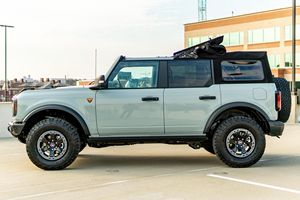 Bronco Badlands 2021, 2.7L EcoBoost V6, 4WD, Paquete Lux - Product Image 6