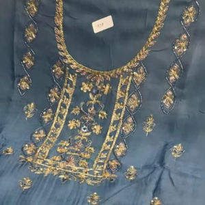 Trajes de moda india bordados a mano sin costuras de diseñador moderno para mujeres para fiestas de estilo tradicional - Product Image 1