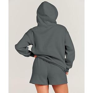 Ensemble short et sweat à capuche décontracté pour femme Tenue légère en mélange de coton pour se détendre et se prélasser au quotidien - Product Image 6