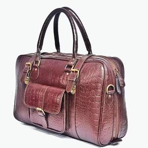 กระเป๋าทรงดัฟเฟิลกีฬาสำหรับผู้ชายกระเป๋าหนังโลโก้ออกแบบได้ตามต้องการทำด้วยมือกระเป๋าเดินทางข้ามคืนสำหรับเล่นกีฬา - Product Image 3