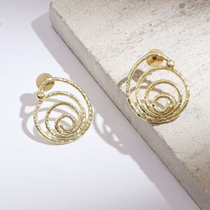 Pendientes de Espiral Finos y Bonitos para Uso Diario y Fiestas, Hechos a Mano en Latón para Regalos - Product Image 2