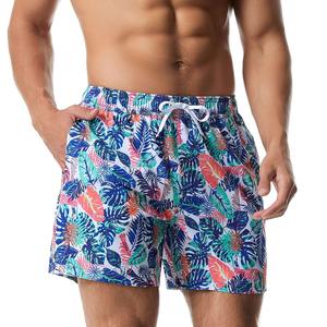 Short de bain personnalisé à impression par sublimation complète Short de plage pour homme en tissu extensible de haute qualité - Product Image 1