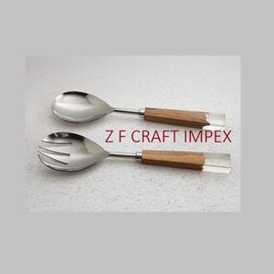 Recién llegado, junta de anillo de Metal, mango de resina con incrustaciones de madera, herramientas de servidor de ensalada de acero inoxidable, cuchara de servir chapada en plata para hoteles - Product Image 3