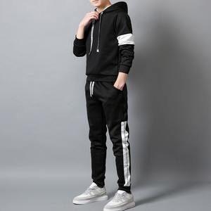 Ensemble de survêtements pour hommes, nouvelle collection hiver, design tendance, fermeture éclair, manches longues, 100% coton, respirant, antibactérien - Product Image 1