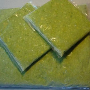 Moitiés et cubes d'avocat surgelés de haute qualité pour les bars à jus restaurants et distributeurs d'aliments en vrac dans le monde entier - Product Image 1